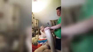 Video d une grand mere baisee par un homme qui pourrait etre son fils