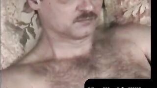 MenWorkinXXX.com - Crazy old bastard enjoys stroking his hairy cock solo
