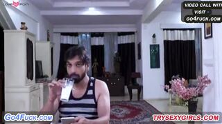 Husband Ke Jaate Se Bhabhi Ne Aapn Boyfriend sath Romance Kiya