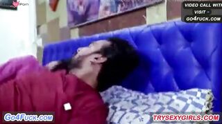 Husband Ke Jaate Se Bhabhi Ne Aapn Boyfriend sath Romance Kiya
