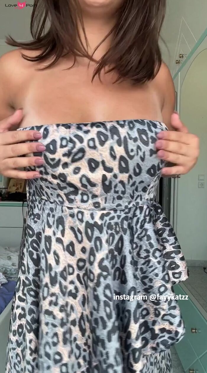 Hot Wife in Dress Boobs Shaking