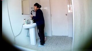 Korean Stepdaughter soaping in bathroom (hidden cam)