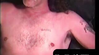 MenWorkinXXX.com - Old grey haired man proves his prowess solo