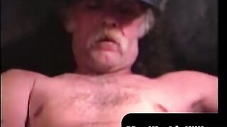 MenWorkinXXX.com - Old grey haired man proves his prowess solo