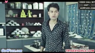 Bhaiya ki girlfriend ki friend Neha Ghar per Aai
