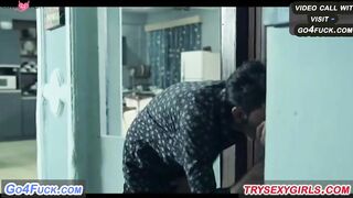 Bhaiya ki girlfriend ki friend Neha Ghar per Aai