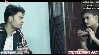 Bhaiya ki girlfriend ki friend Neha Ghar per Aai