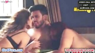 Riya aur Riya Ki Mummy Donon Ko Ek Sath Choda Boyfriend Ne