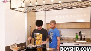 BoysHD.com - Archi Gold's tatted body gets rimmed and bred by Luis Angel