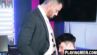 PlayingMen.com - Investigators Joe Gillis and Drew Dixon fucked on crime scene