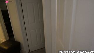 Unexpected sex encounter with my huge ass stepsis Ivy Rose