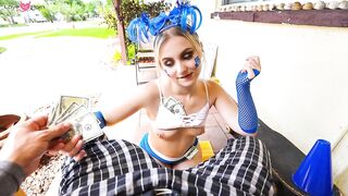 aria banks helped a student earn money by offering his cock