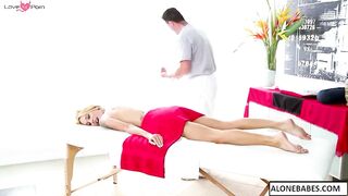 sarah jessie tickle and tease