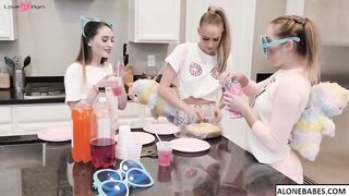emma hix katie kush sera ryder pajama party
