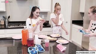 emma hix katie kush sera ryder pajama party