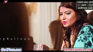 Choti Bhabhi Ne Badi Bhabhi Ke Sath Romance Kiya Lesbian Sex