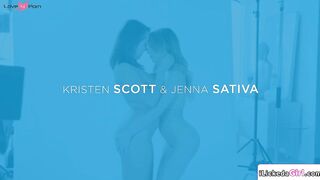 Brunette lesbian pussy licking hairy bff