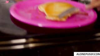 lexi lore something sticky