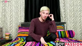 Young twink interviewed before jerking off hard