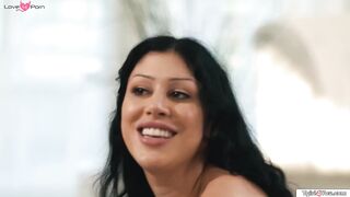 Brunette sucks shemale babysitters cock