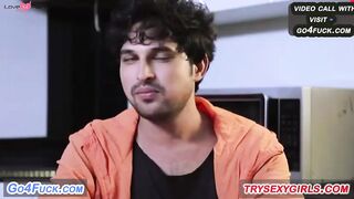 Girlfriend Ki Mohini Bhabhi Ghar Par aai Or Dono Dosto Ne Chudai Kari