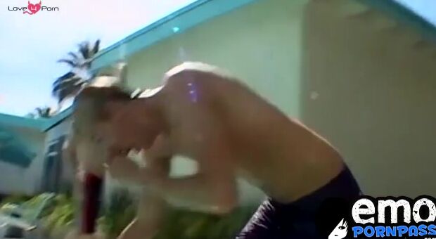 Young emo homosexuals fuck ass in poolside threeway