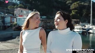 Martina Smeraldi - What Should I Wear