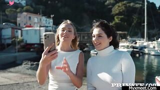 Martina Smeraldi - What Should I Wear