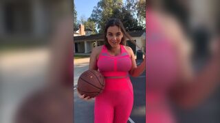 natasha nice fucked sports slut in pussy