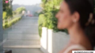 penny barber this milf knows what she wants_1