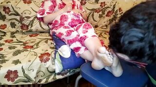 Female Domination toes worship cuckold sub