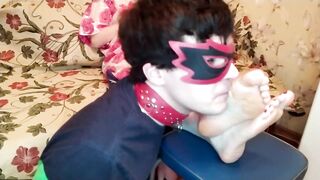 Female Domination toes worship cuckold sub