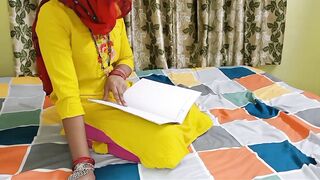 टीचर ने छात्रों से जबरदस्ती से चुदवा लिया