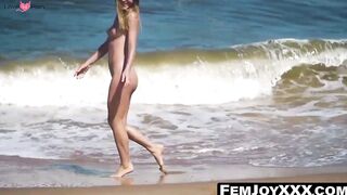 FemJoyXXX.com - Natalie E's beach boob bounce and ass display