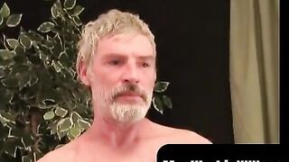 MenWorkinXXX.com - Solo older amateur shows off his cock jerking prowess