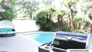 aj applegate to take his big sausage