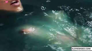 banging bath bomb 3vvwuk_1