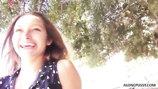 dani daniels butt naked in nature_1