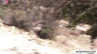 dani daniels butt naked in nature_1