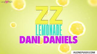 dani daniels lemonade dani daniels_1