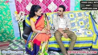 Biwi ko Office Boss Se Chudwaya Promotion Ke Liya Husband Ne