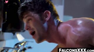 FalconsXXX.com - Jock experiences a spitroast after having his dick sucked in a hot t