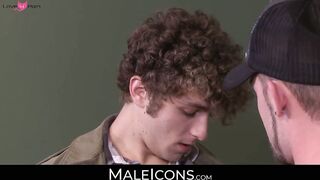 MaleIcons.com - Calvin Banks' sexual confusion and curiosity leading to a wild fuck