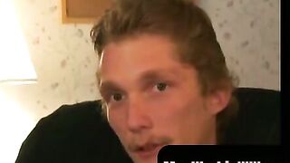 MenWorkinXXX.com - Aspiring rockstar masturbates passionately until cumming