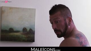 MaleIcons.com - Hugh Hunter's power bottom domination by a muscular older man