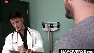 GayOver30.com - Ace Era and Rego Bello's raw doctor's office anal sex session