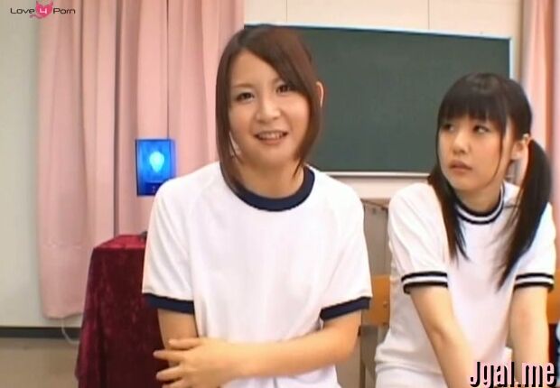 Japanese girl gets tempted