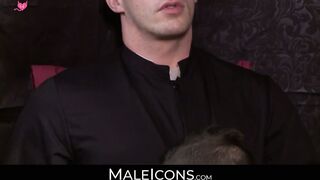 MaleIcons.com - Adorable Ty Roderick worships Alexander Gustavo's stiff throbbing coc