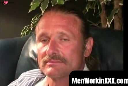 MenWorkinXXX.com - Deviant mature gay dude spanks his hard dick until he cums