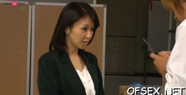 Beautiful Reiko Ishino gets hard fuck